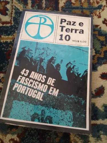 Paz e Terra nº 10 - 43 Anos de Fascismo em Portugal