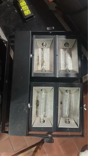 Kit de Iluminação para Estúdio - 4 Refletores