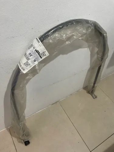 Vende-se provador, nunca usado