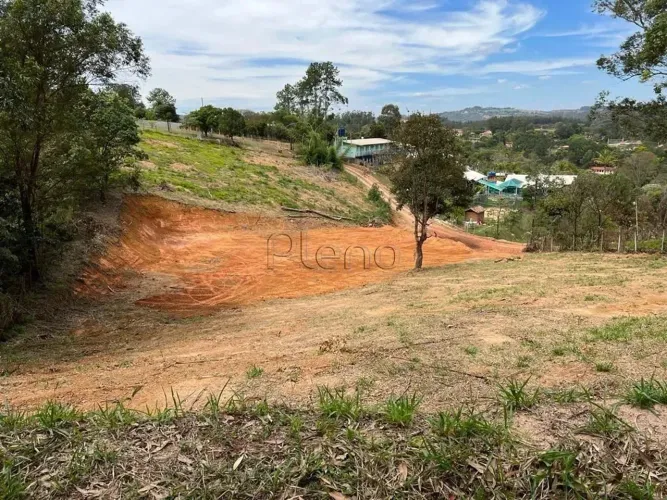 Terreno à venda com 2853.8 m² no Condomínio Chácaras Monte Verde, Itu.