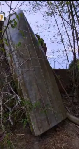 BARCO DE PESCA ALUMÍNIO C/ MOTOR