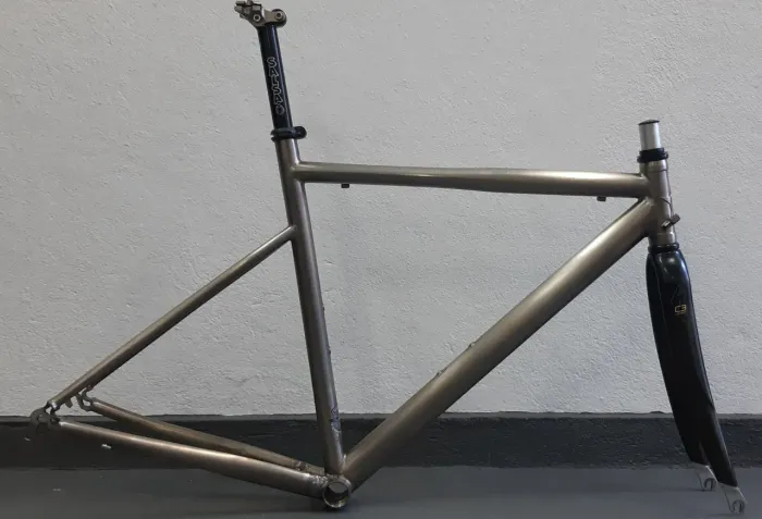 Quadro de bicicleta Airborn Zeppelin Titanium tam. 53