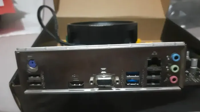 Kit Ryzen 5 3400g 16g