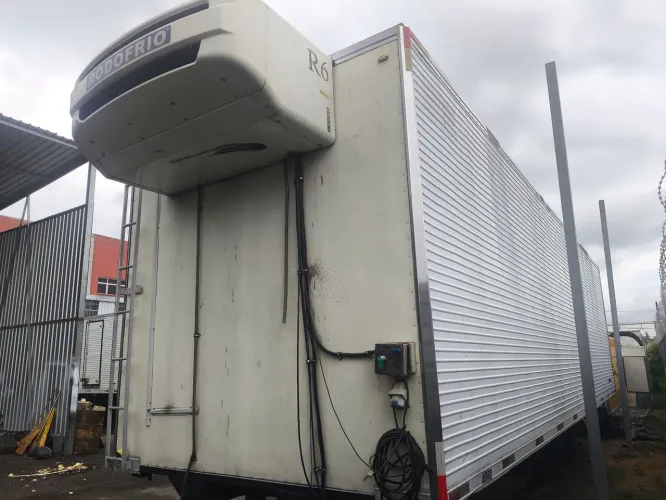 Baú refrigerado 9,4 para truck