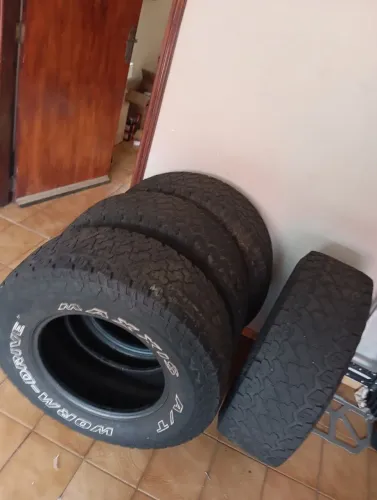Pneu maxixe a/t  LT285/70R17  121/118Q   8PR