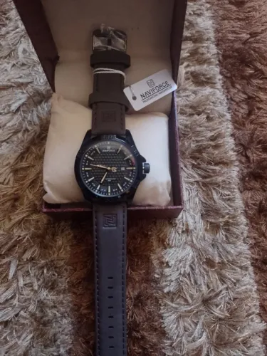Relógio Naviforce Masculino - Preto com Pulseira de Couro Marrom | Resistente à Água 3ATM