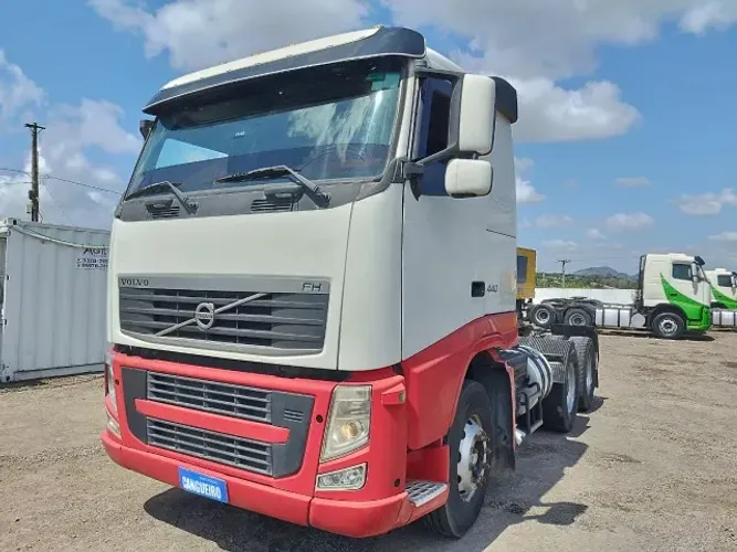 VOLVO FH 440 6X4T 2011 (Cubo Redutor)