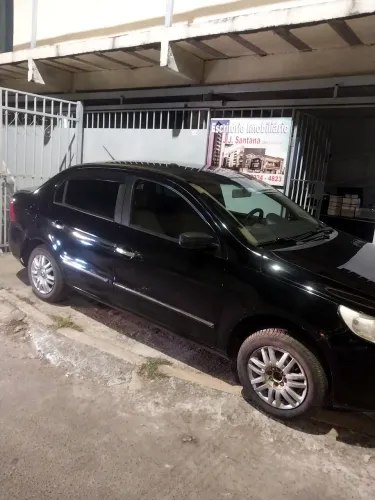 Vendo voyagem 2009 preto com.pleto
