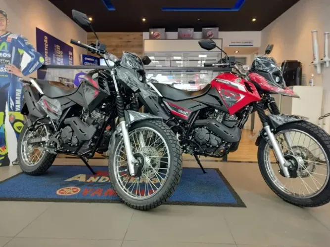 Crosser S pronta entrega / Paula