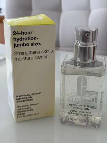 Hidratante facial clinique 24h