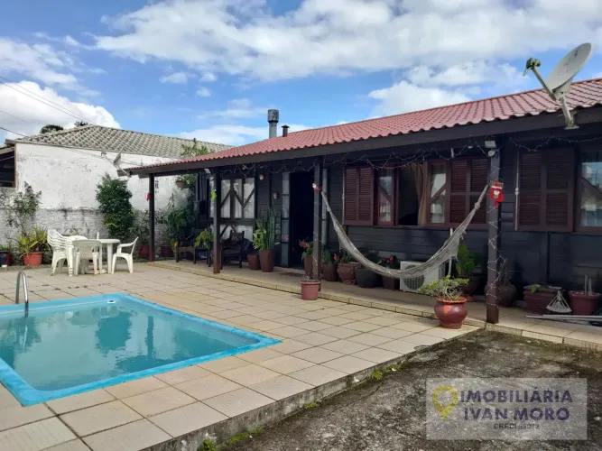 Casa Aluguel Anual em Daniela - Florianópolis - SC