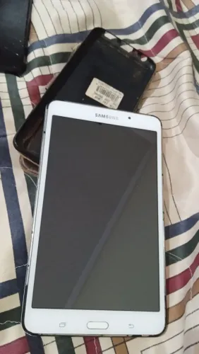 Tablet para reposição de peças