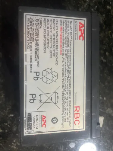 Bateria estacionária APC 12 V