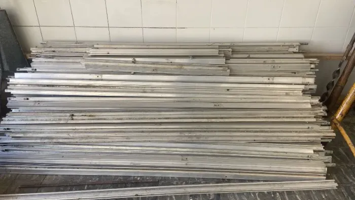 Perfil Trilho H2 P/ Placas Modulos Solares 2,36m Aluminio 04