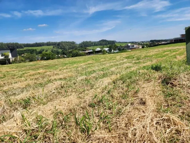 Terreno à venda no Fazenda da Grama, 2.595,88 m²