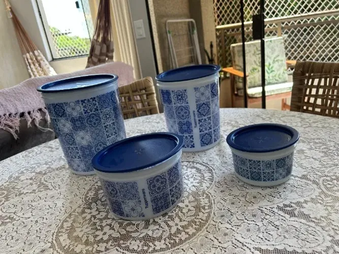 Jogo Tupperware 4 potes - estampa azulejo português (usados)