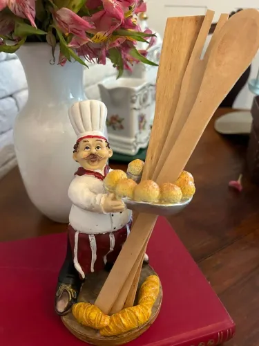 Escultura Chef de Cozinha Padeiro em Resina - Decoração Gourmet