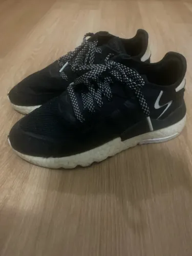 Tênis Adidas Nite Jogger 37