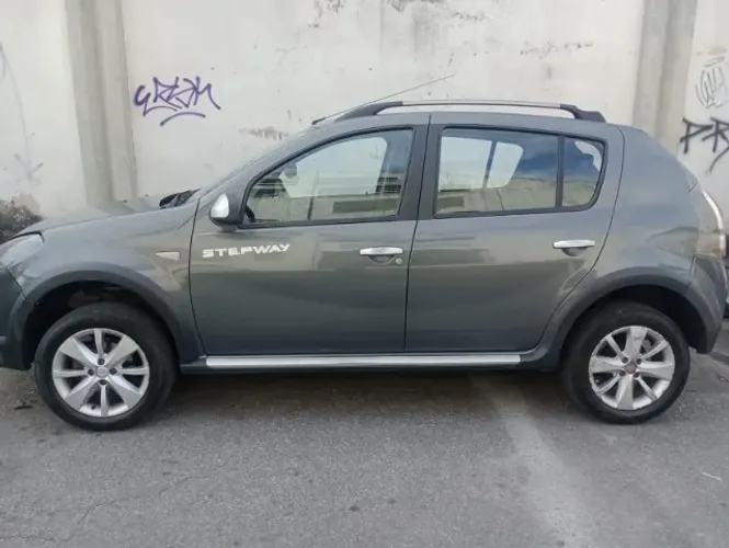 Renault Sandero Stepway Hi-flex 1.6 16V 5P 2012
