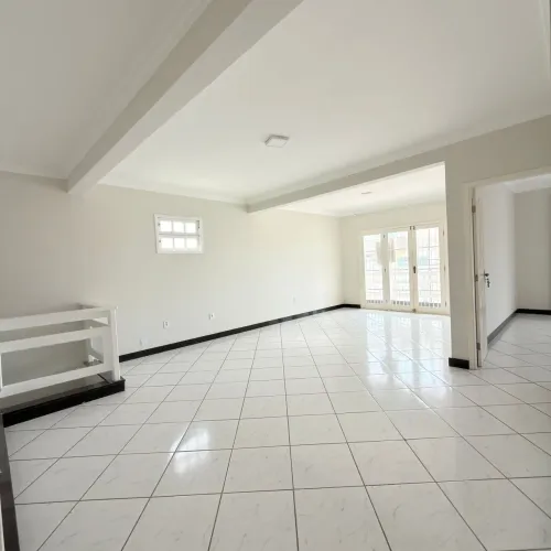 Casa 3 quartos com suíte em Colina de Laranjeiras - Sol da manhã - 2 Andar