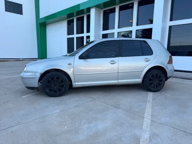 Volkswagen Golf 1.6 MI/ 1.6 MI Gener./black & Silver 2000