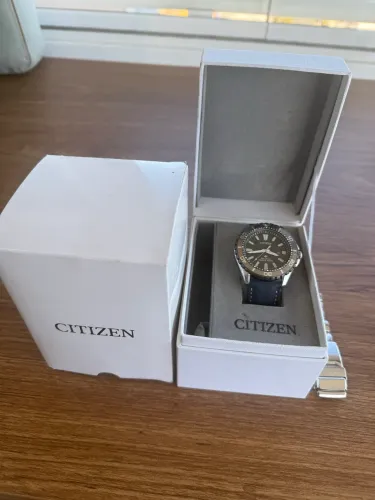 Relógio Citizen Promaster Eco-Drive na caixa