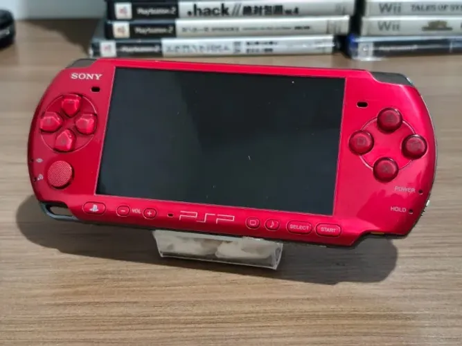 PSP 3001 - Flame Red - Vermelho