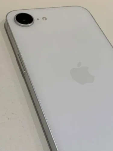 iPhone 16e 128GB Branco IMPECÁVEL COM GARANTIA APPLE