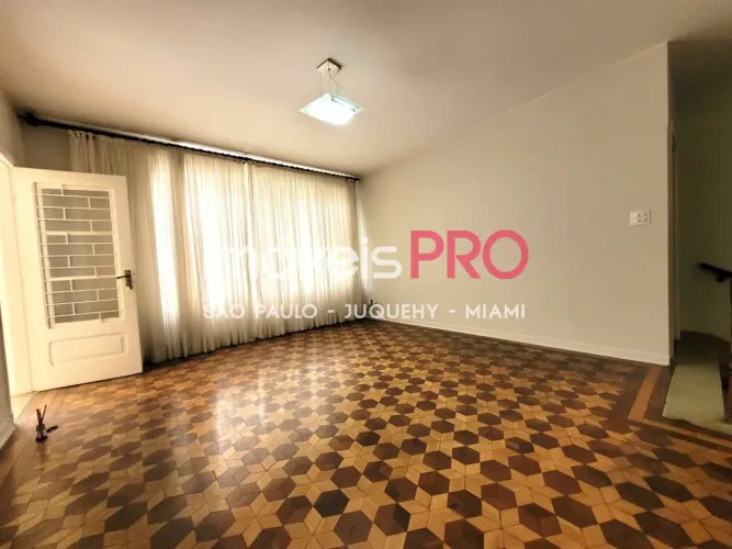 Casa térrea com 181 metros