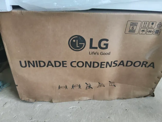 Condensadora nova LG 12 BTUs 