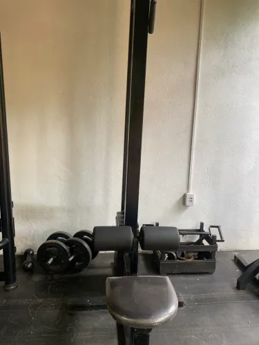 Academia musculação 