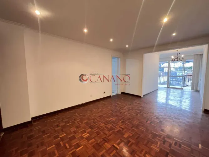 Vendo Apartamento 2 Quartos Suíte Varanda Vaga Infra Rua Jerônimos Lemos Vila Isabel