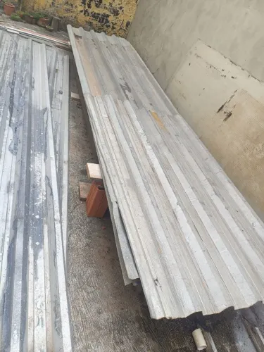 Lote com 4 Telhas Galvanizadas Usadas - 4,70m"