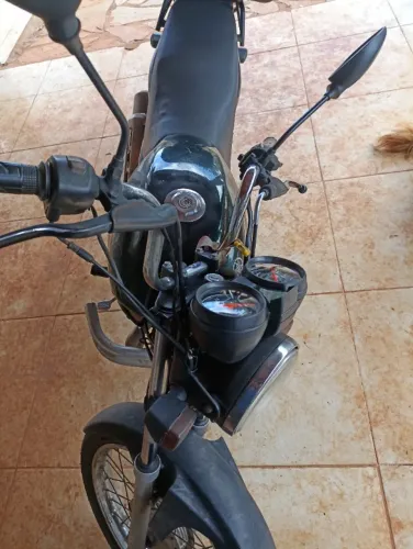 Moto YBR 125 2007 bom estado