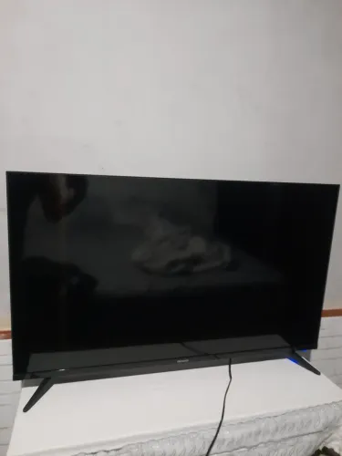 Televisão nova 43 plegadas.