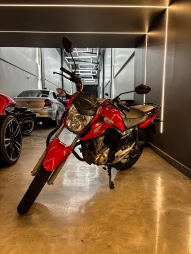 ZERO DE ENTRADA! ATÉ 60X HONDA/CG FAN 160 ANO 2023 NA SHOWROOM AUTOMÓVEIS 