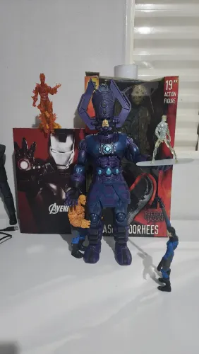 GALACTUS 50cm + #03 FIGURAS QUARTETO