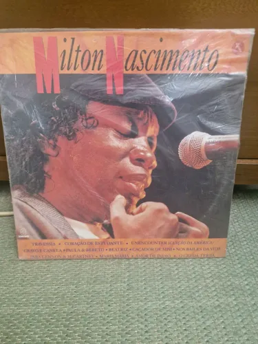 Disco de Vinil LP - Milton Nascimento