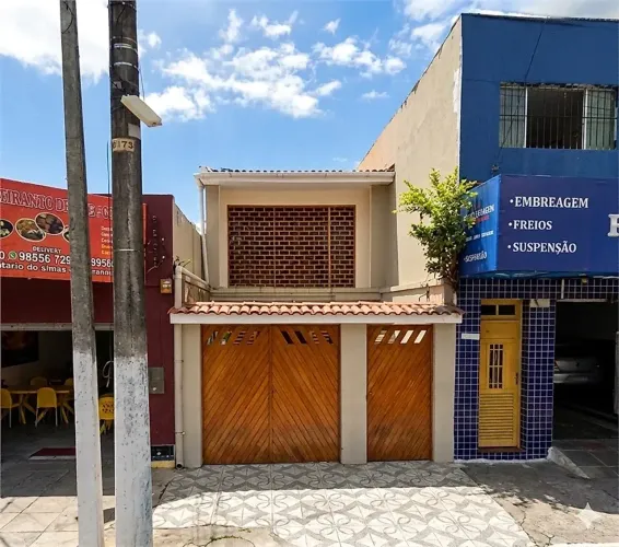 Casa 6 Quartos com 2 Suítes e 250m² - Prado