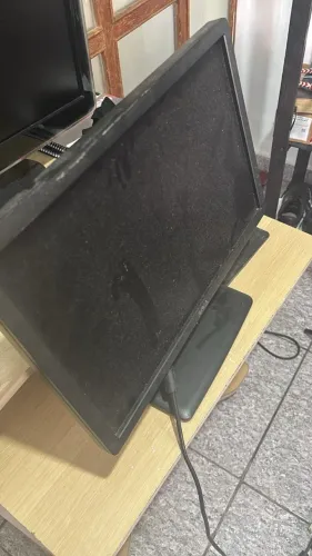 Monitor Dell 19" LED Preto LCD HDMI VGA PC Computador Tela Display Usado