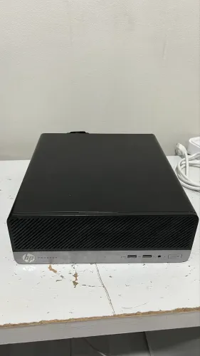 Computador hommeofice i3-8100 4gb ram + MONITOR
