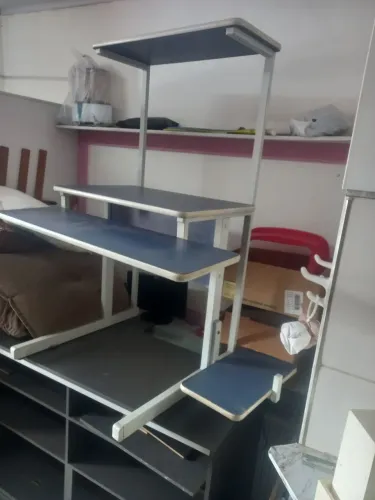Mesinha de computador 120.00 não entrego