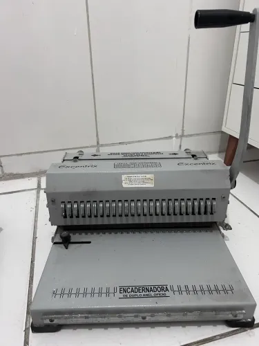Encadernadora Excentrix 2x1 Wire-o 