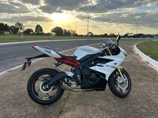 Daytona 675R