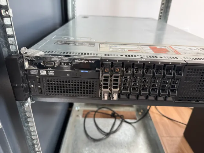 Servidor Dell R820