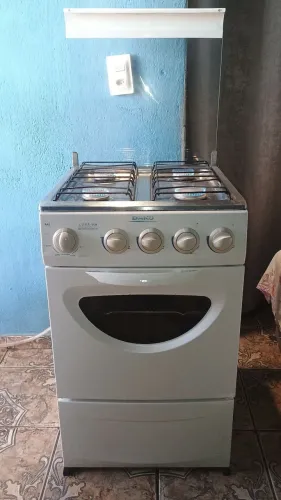 Fogão 4 bocas, sem automático 