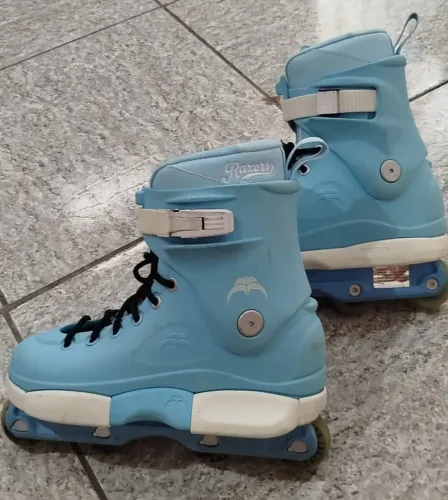Patins da marca Razors n 39.40