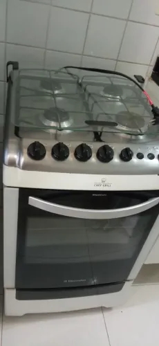 Fogão ELETROLUX com Grill usado