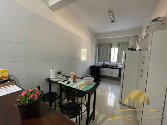 Casa à Venda em Terra Preta Oportunidade Única!