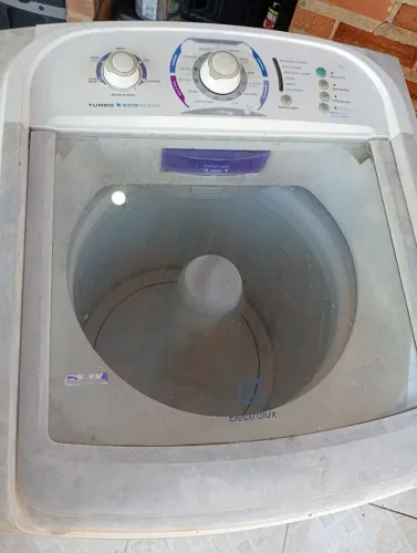 Máquina de lavar Eletrolux 15 kg